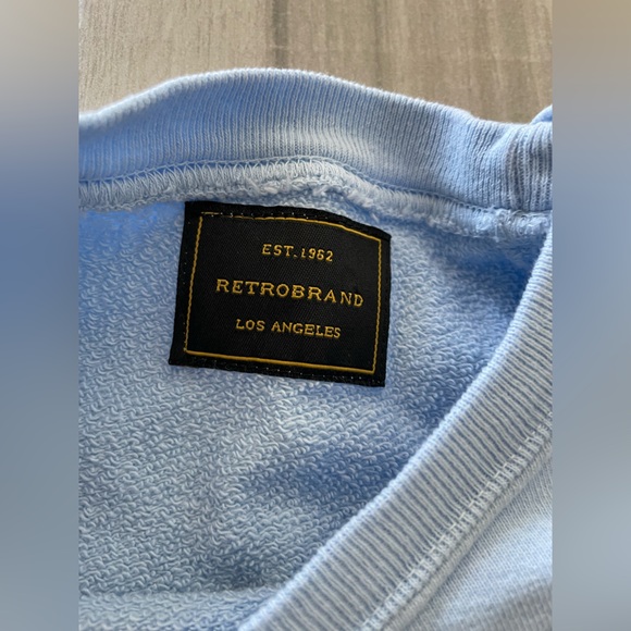 Retro Brand Black Label Los Angeles Light Blue Graphic Sweatshirt, size medium - Picture 4 of 6